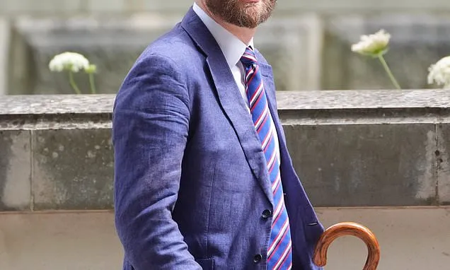AI firm recruits ex-civil service boss Case after Sunak joins...
