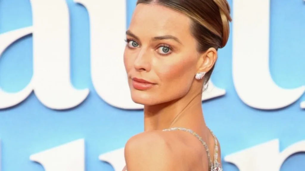 Margot Robbie's post-baby body sparks frightening trend