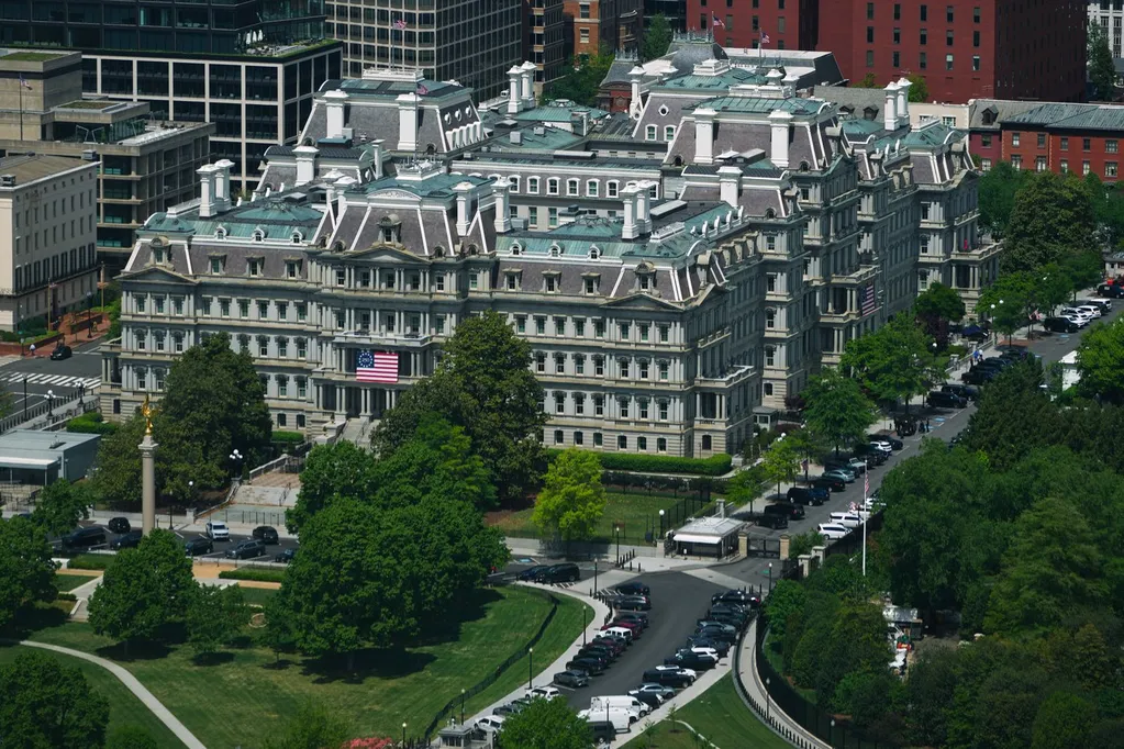 Trump wants to paint the Eisenhower office building white. Today, a key federal agency considers it