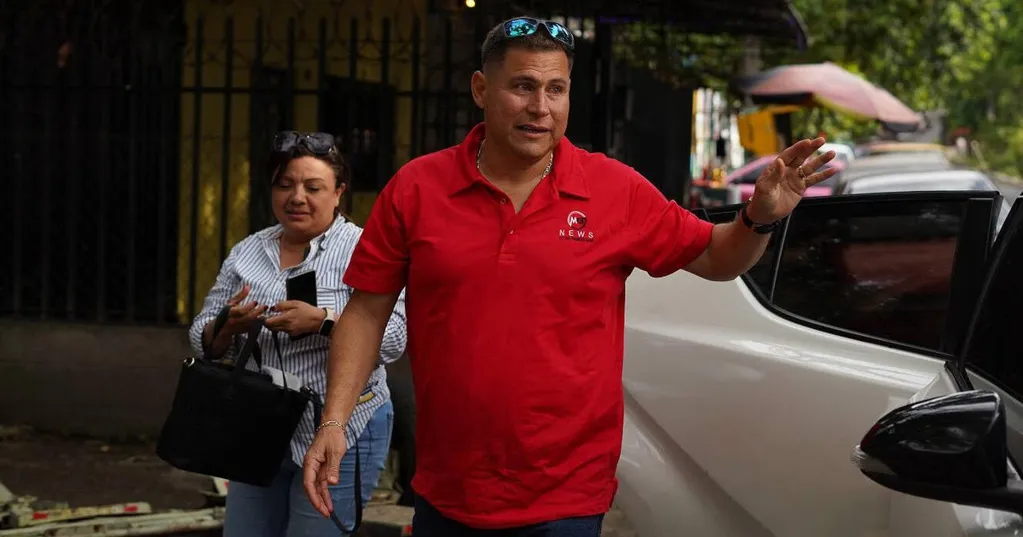 Journalist Mario Guevara speaks on deportation and time in ICE custody: 