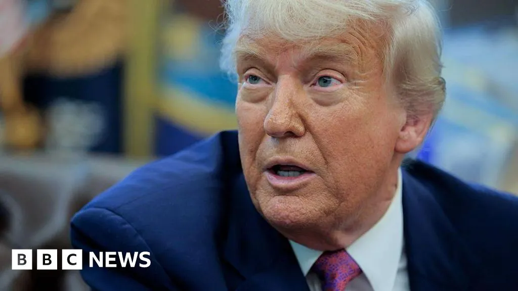Trump appears to give Putin 
