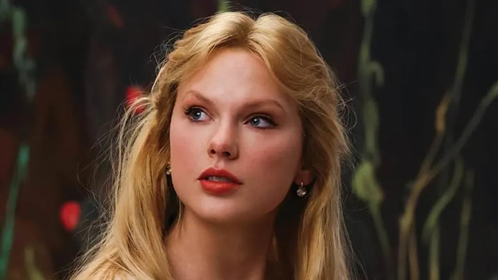 All the hidden messages in Taylor Swift's The Fate Of Ophelia video
