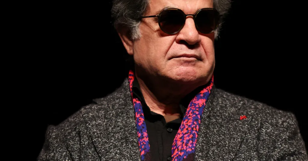 Iran's Jafar Panahi tells Berlinale to postpone tribute out of respect for protesters