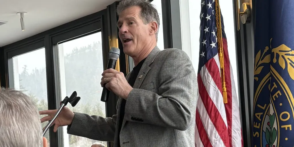 Former Trump Ambassador Scott Brown launches bid to flip key battleground Senate seat from blue to red