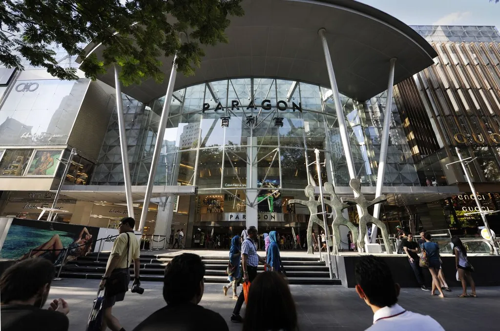 Singapore's Commercial Real Estate Chalks Up Record Quarter as Fear and Greed Loom