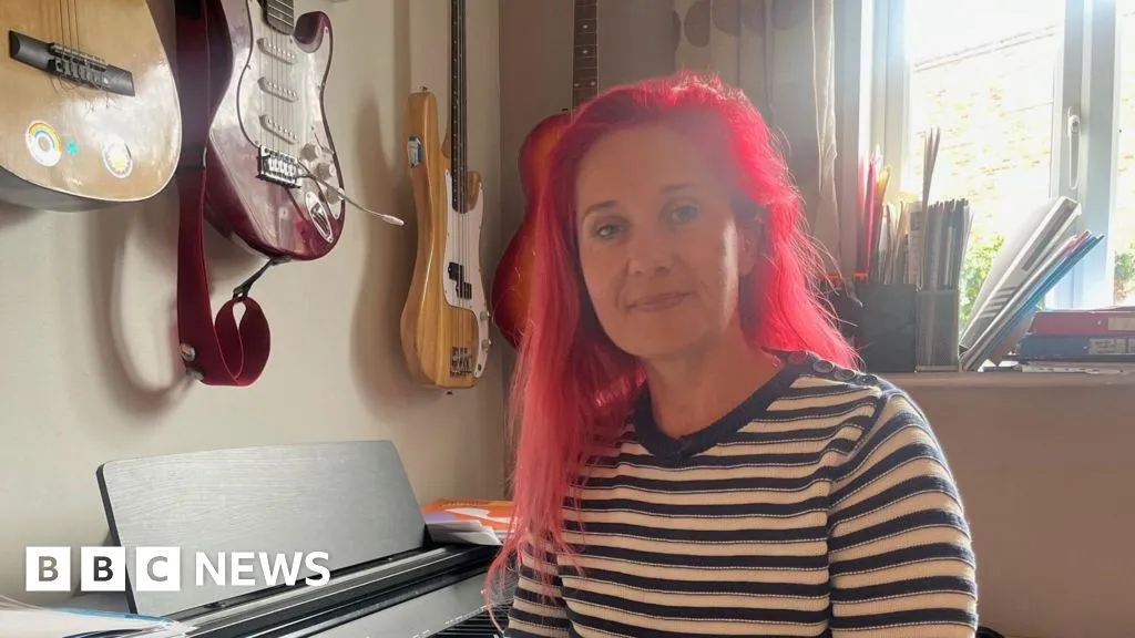 Actors say casting agency owes them thousands of pounds