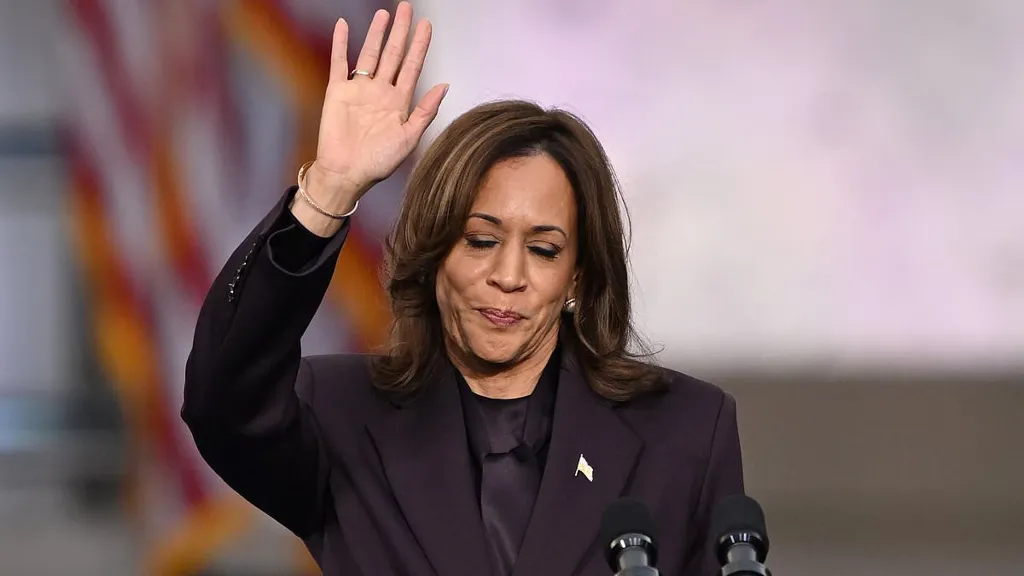 Kamala Harris rolls out 15-stop book tour - see where she's skipping