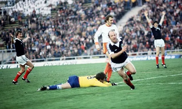 ON THE ROAD meets two poets inspired by Scottish football
