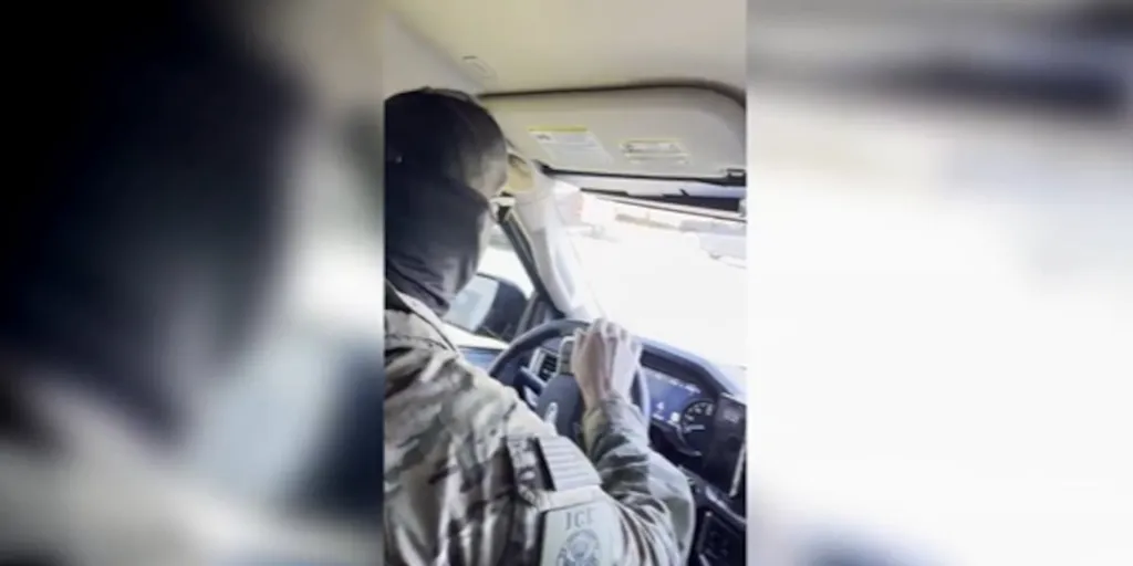 Prosecutors dismiss charges against man chased by ICE, border patrol agents