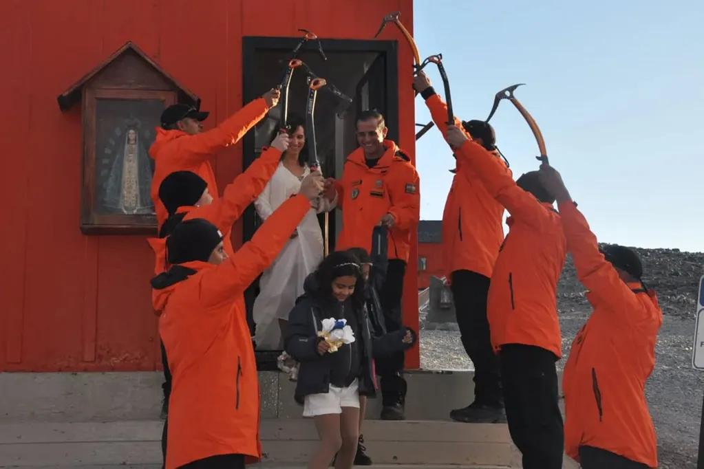 Couple, Who Met and Fell in Love on Base in Antarctica, Returns 12 Years Later for Wedding Ceremony