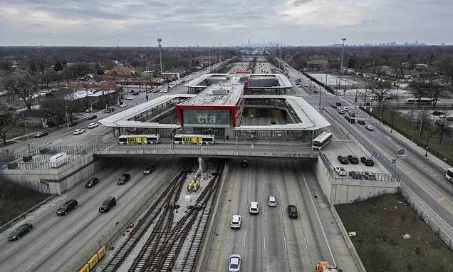 Isolated Chicago communities secure money for a coveted transit...