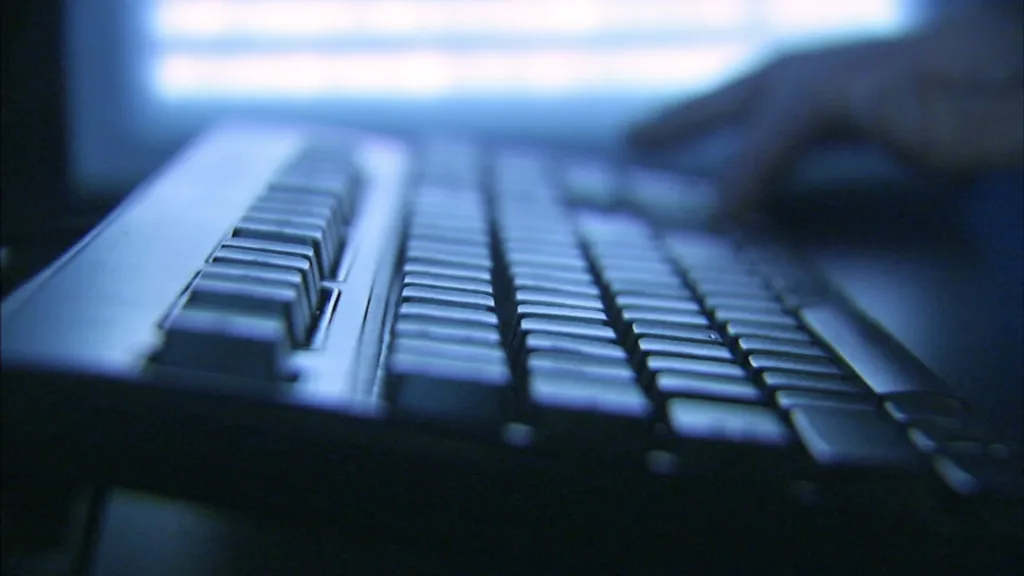 Scammers using fake login pages for Netflix, Meta and more to access personal information