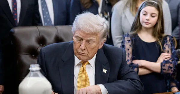 Obama-era limits on higher-fat milk overturned by Trump