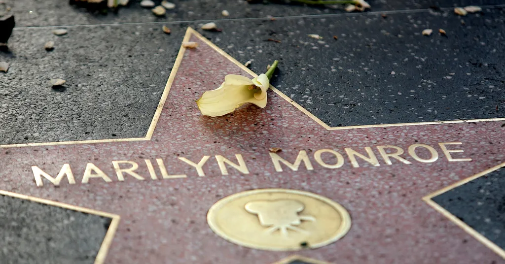From jewelry to private letters, Marilyn Monroe's hidden world heads to auction