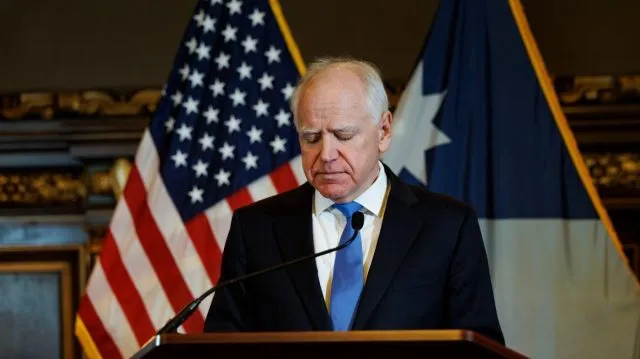 Democratic lawmakers come to Walz's defense after DOJ subpoena