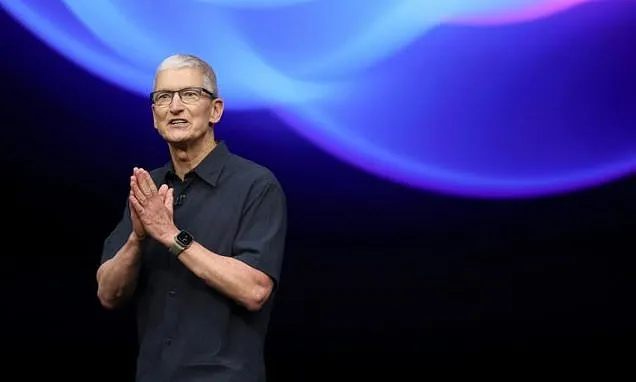 Apple unveils new iPhone built for AI