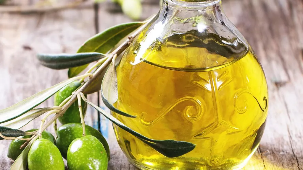 Olive oil, granola, or even salt would delight a dinner party host