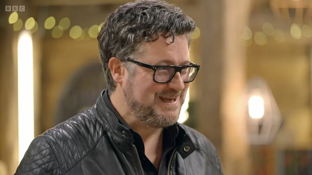 The Repair Shop guest fights back tears recounting death of his 'hero'