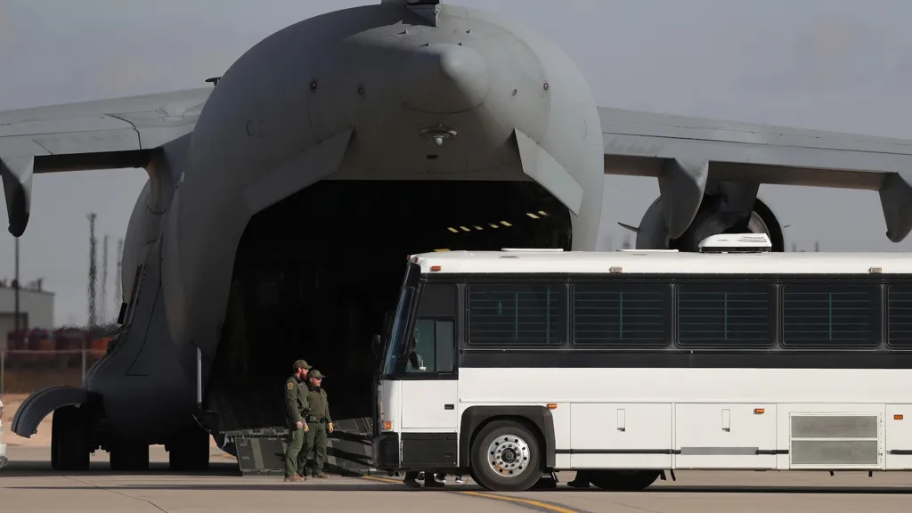 Guatemalan man deported to Mexico returns to US after court order