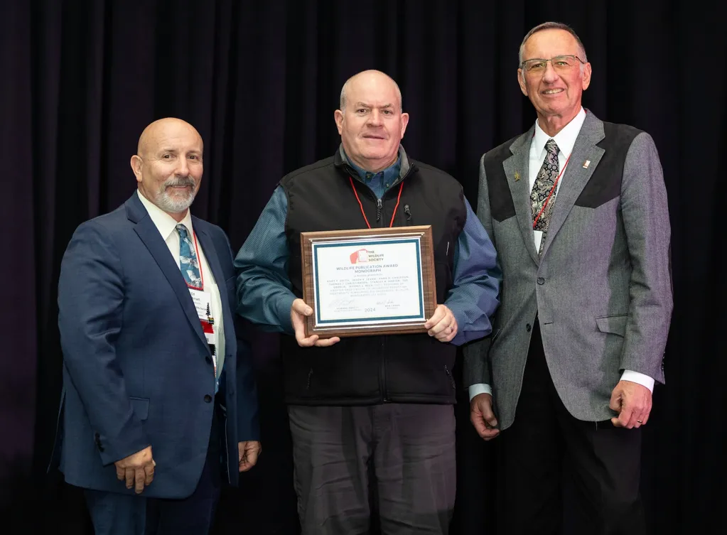 Wildlife Society recognizes UW scientists for sage grouse research