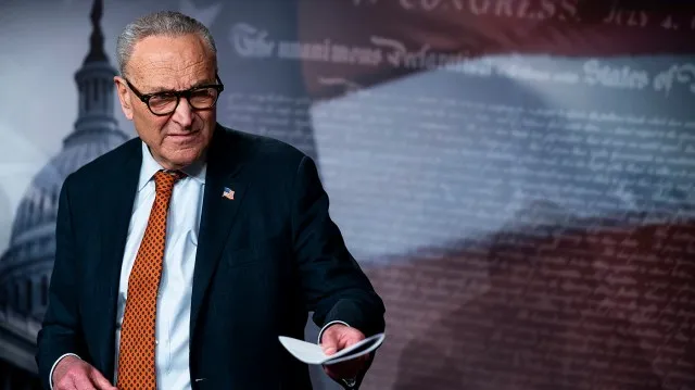 Schumer: Democrats will try to block Trump's Greenland tariffs