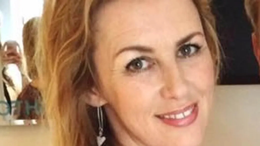 Jealous lover who snapped his girlfriend's neck is jailed