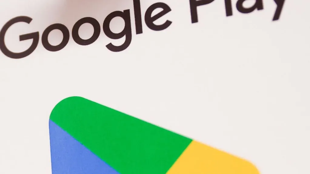 Google Play Store Warning -- Find And Delete All Apps On This List