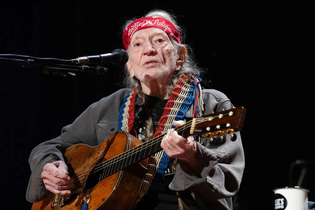 Willie Nelson Cancels Concert After Extreme Weather Ruins His Gear