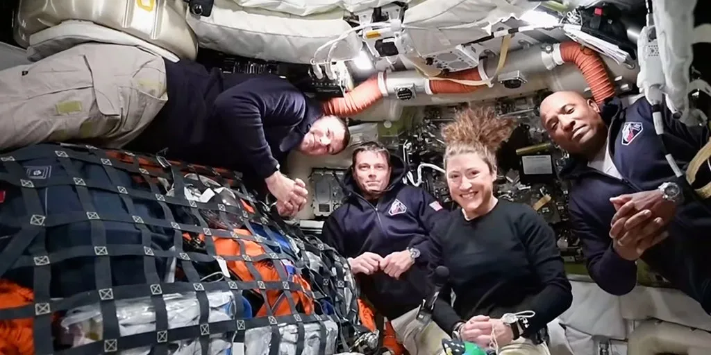 Artemis astronauts brace for eerie 40-minute communication blackout on moon's far side