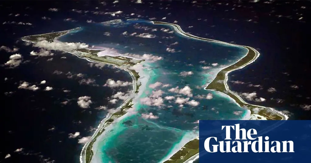 Donald Trump turns against UK Chagos Islands plan again