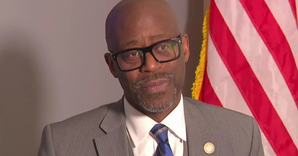 Minneapolis City Council falls short of votes needed to override mayor's veto over safety commissioner Barnette