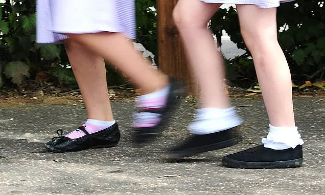Ministers delay flagship child poverty plan until the autumn