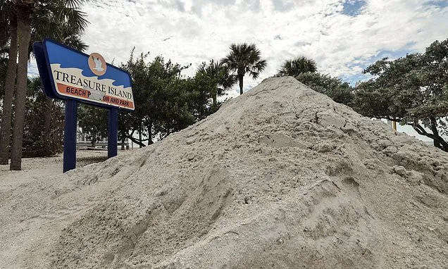 Will people leave Florida after devastating hurricanes? History...