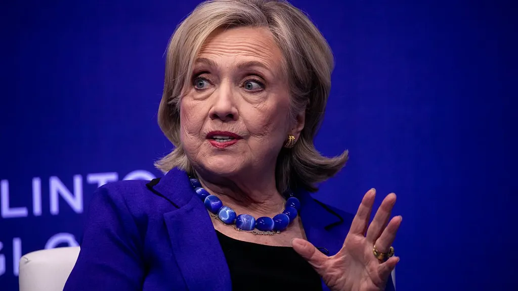 Hillary Clinton turns comments off after posting her take on LA riots