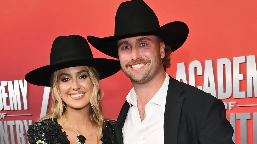 Yellowstone star Lainey Wilson was 'so broke' when she met fiance
