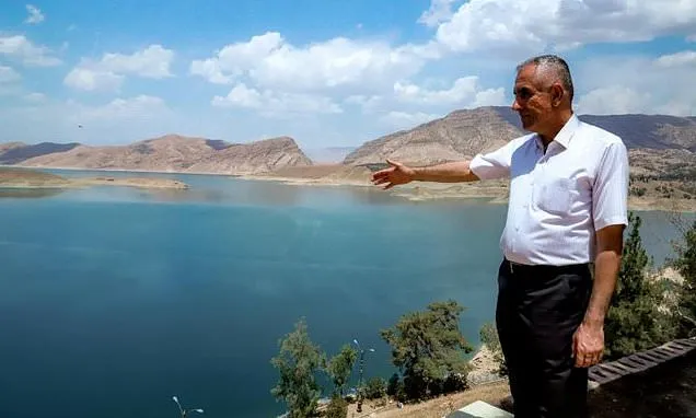 Water levels plummet at drought-hit Iraqi reservoir