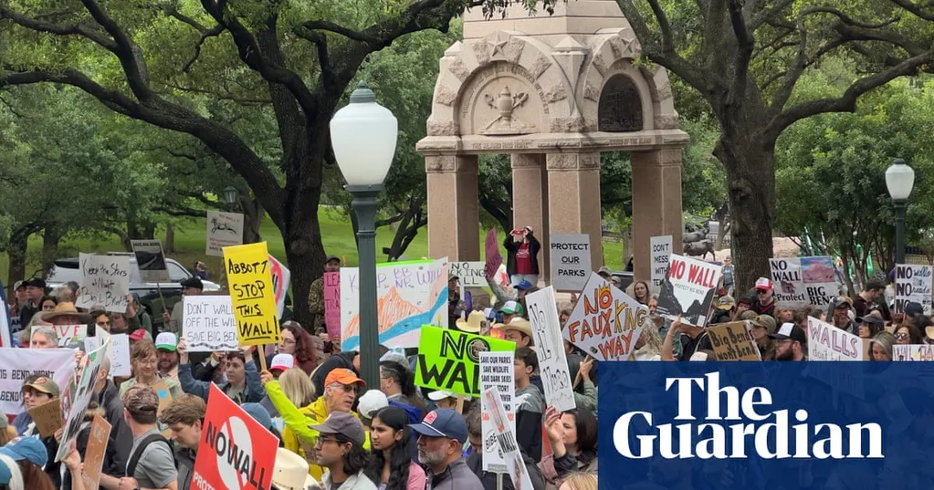 Thousands in Texas protest against border wall through national park: 'big love for Big Bend'