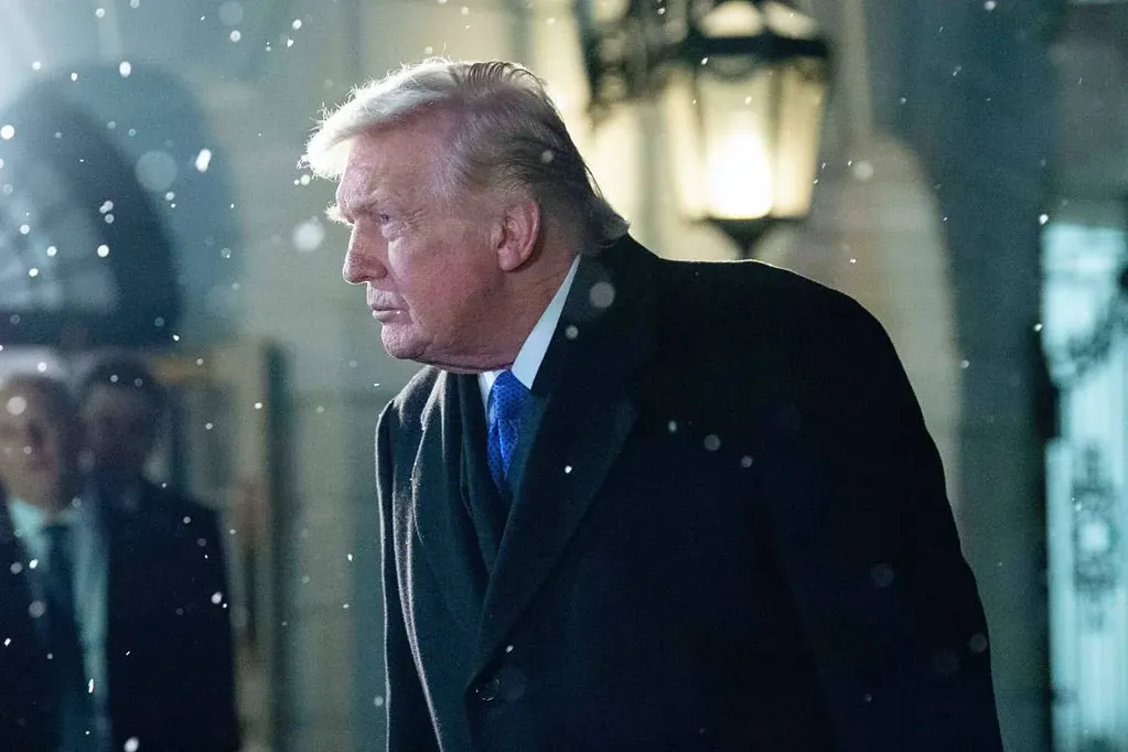 Trump Imposes 25% Tariffs - Executive Order Details - News Directory 3