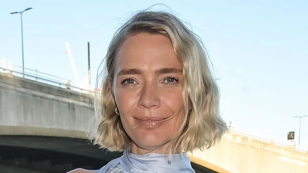 Jodie Kidd joins Will Poulter at the E1 London Showrun