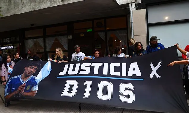 Retrial begins over death of Maradona as medical staff face charges