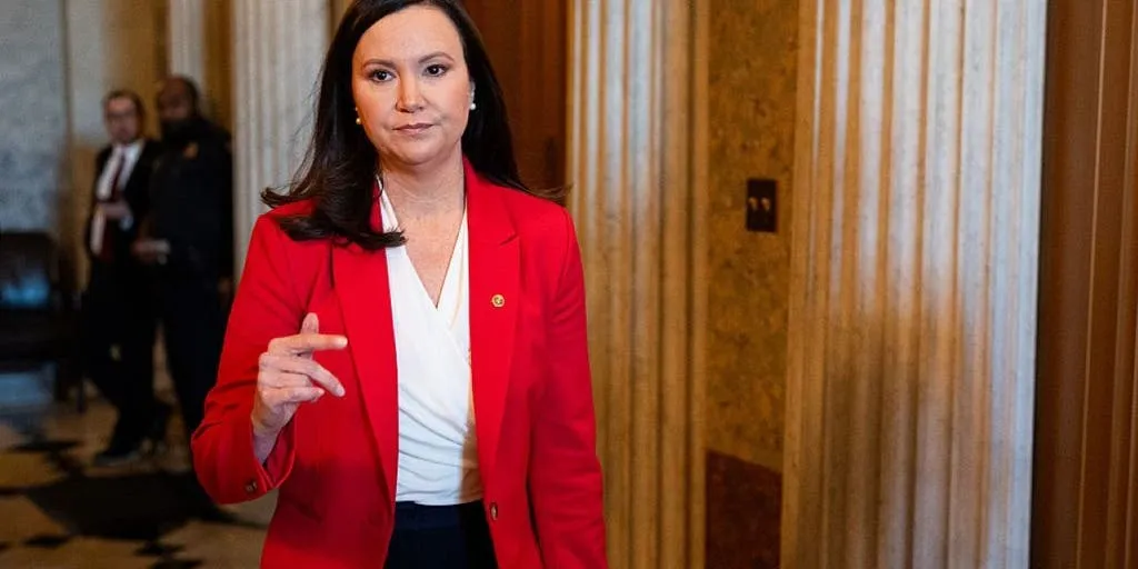 Senators unveil bill to combat financial aid fraud by 'ghost students'