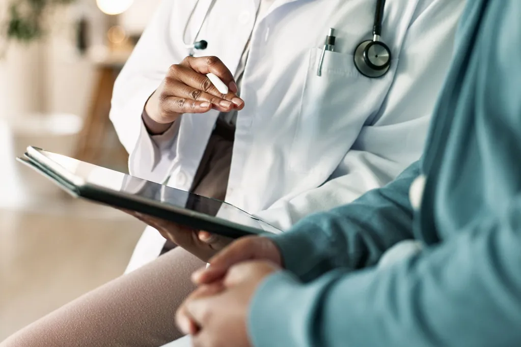 Blind Mother's Eyesight Is Restored After Undergoing Cutting-Edge Procedure: 'I Can See My Child Grow Up'