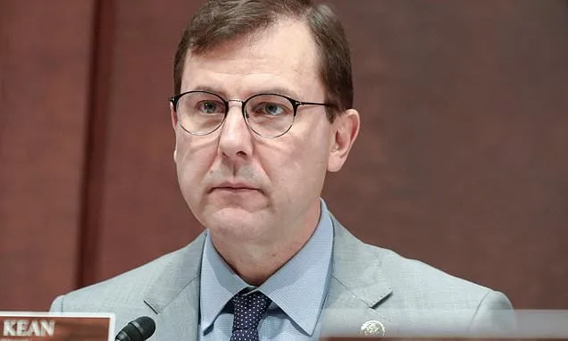 Tom Kean Jr.'s political roots date to 1776. Is that enough to...