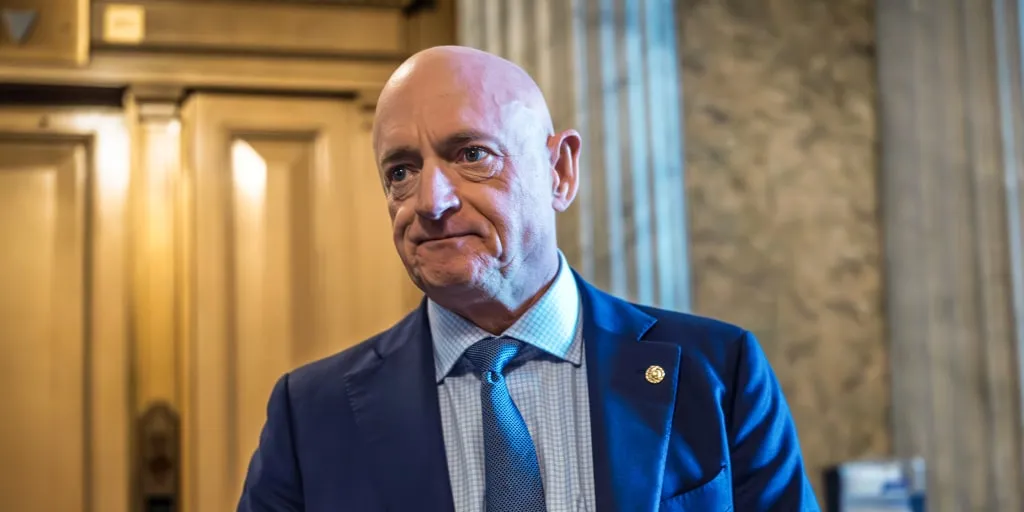 Judge says Pentagon 'trampled' on Sen. Mark Kelly's rights, blocks effort to demote him