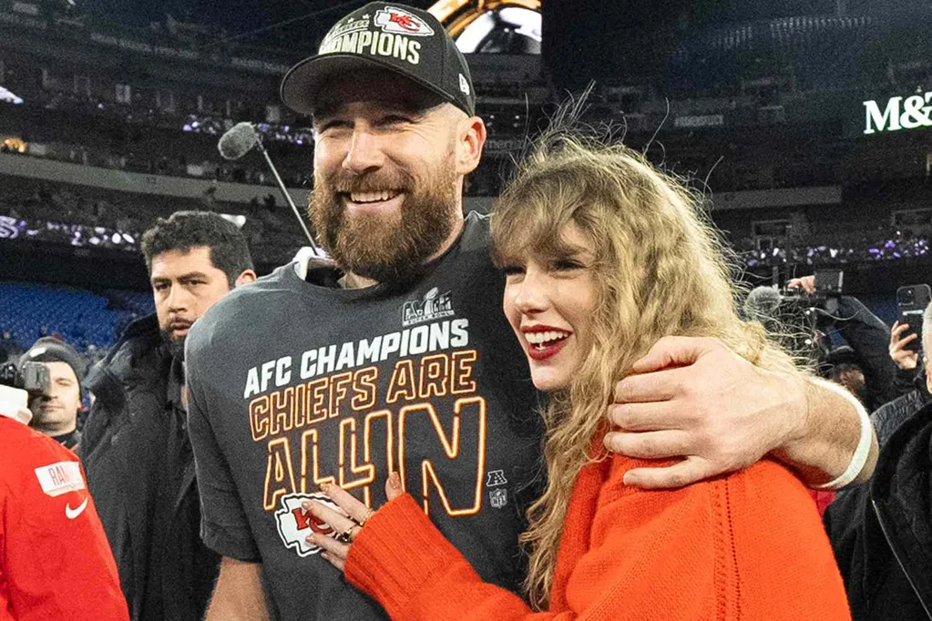 Taylor Swift Supports Fiancé Travis Kelce at Chiefs Game Against Baltimore Ravens