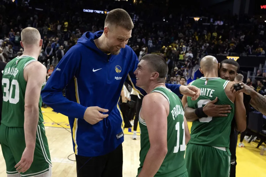 Warriors' Kristaps Porziņģis to miss fifth straight game, uncertain to travel with team