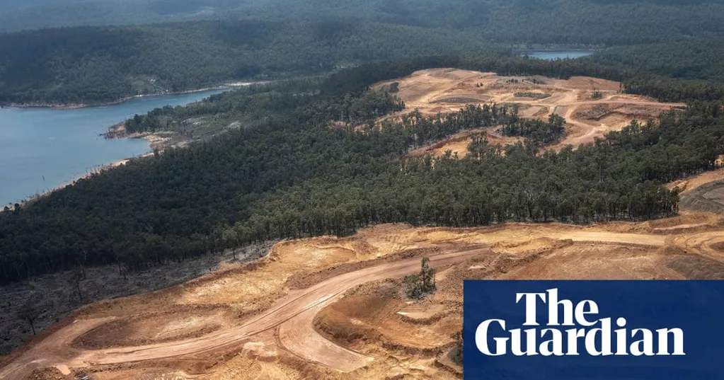 Australia-US minerals deal underpinned decision to allow Alcoa to keep clearing WA forest, document reveals