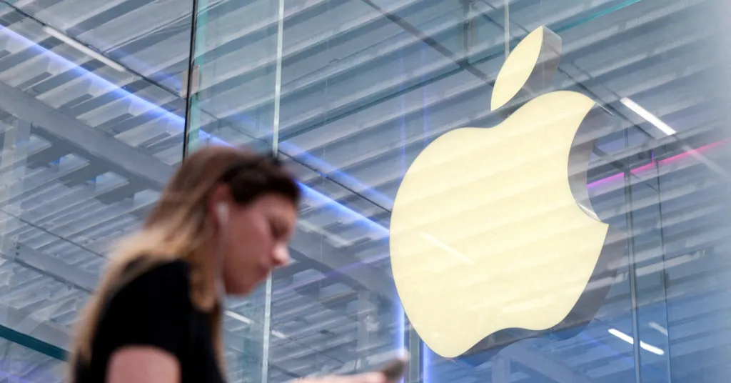 Apple fruitlessly ponders the innovator's dilemma