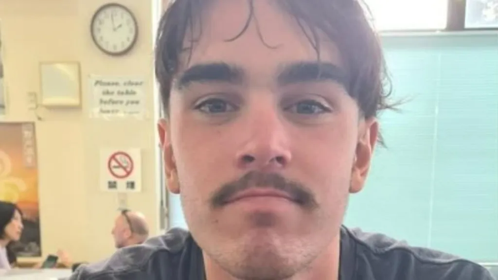 How local's weather knowledge helped to rescue teen surfer lost at sea