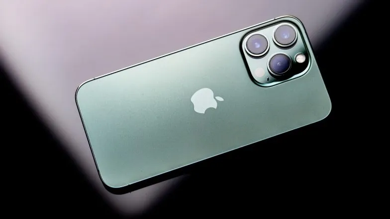 iPhone 18 To Launch in 2026 Featuring TSMC's Next-Gen 2nm Chip With New Packaging Method, Offer 12GB RAM As Standard: Report | 📲 LatestLY
